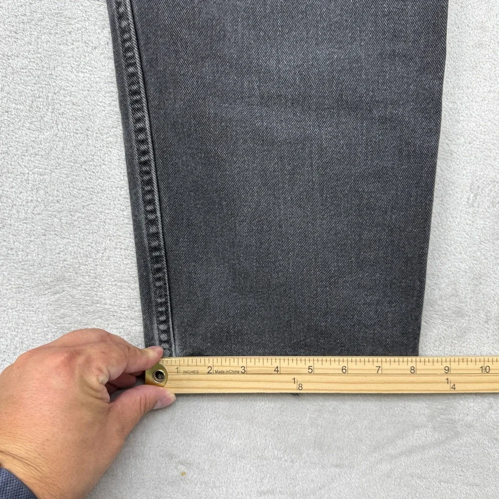 Vintage Levis 550 Relaxed Fit Jeans Mens 36x32 Black Faded Tapered Denim Y2K